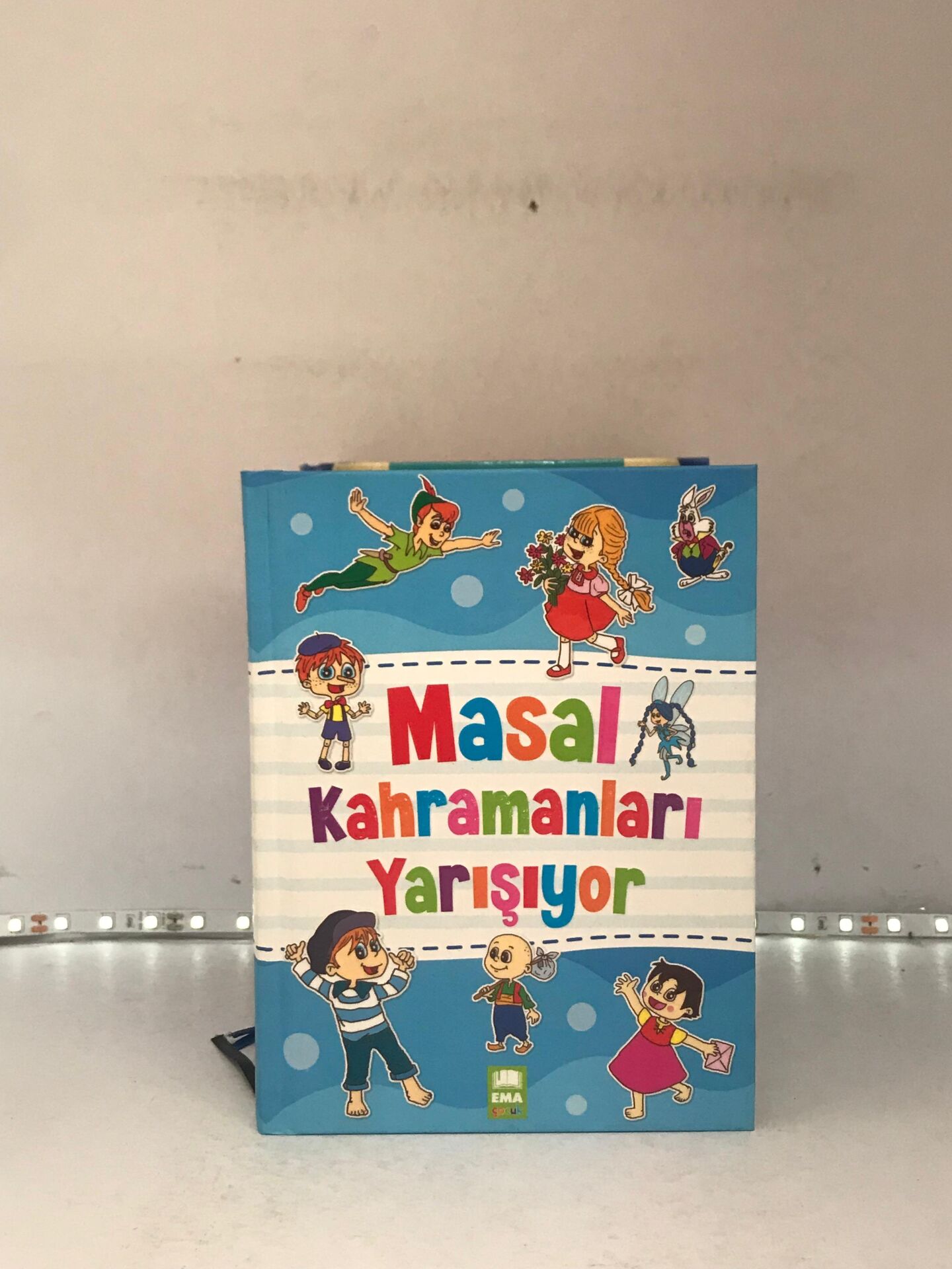 Masal Kahramanları Yarışıyor