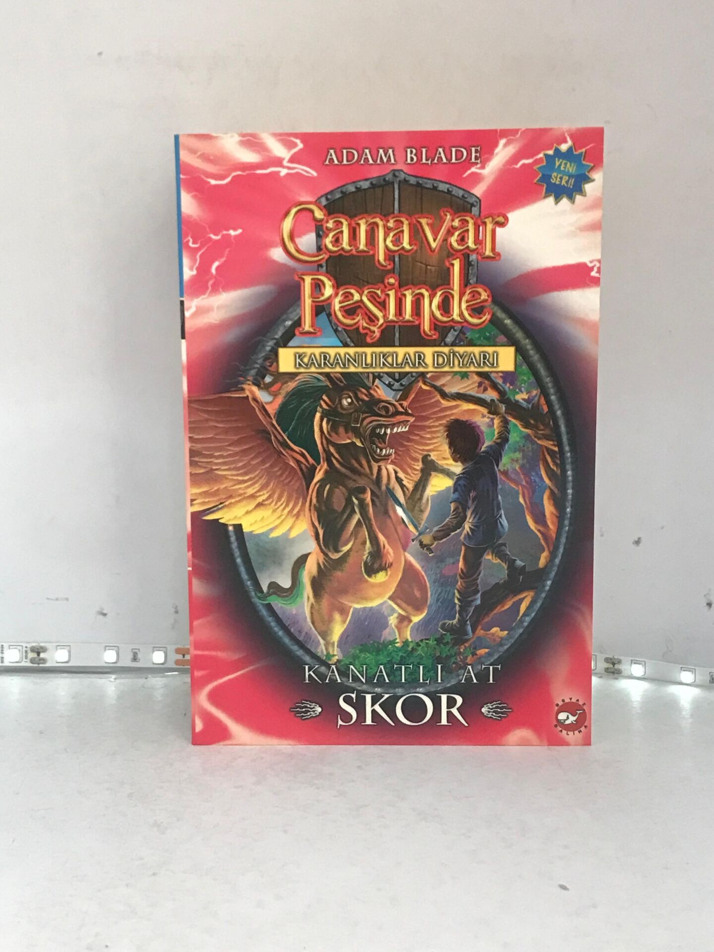 Canavar Peşinde 14 Kanatlı At Skor