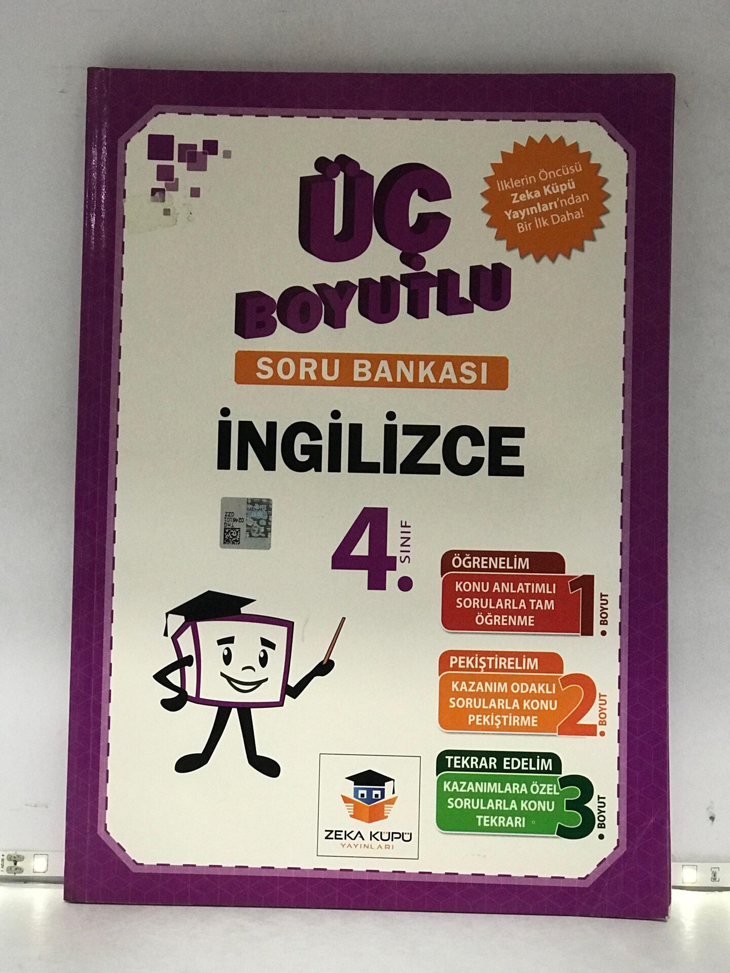 4. Sınıf İngilizce Üç Boyutlu Soru Bankası Zeka Küpü Yayınları
