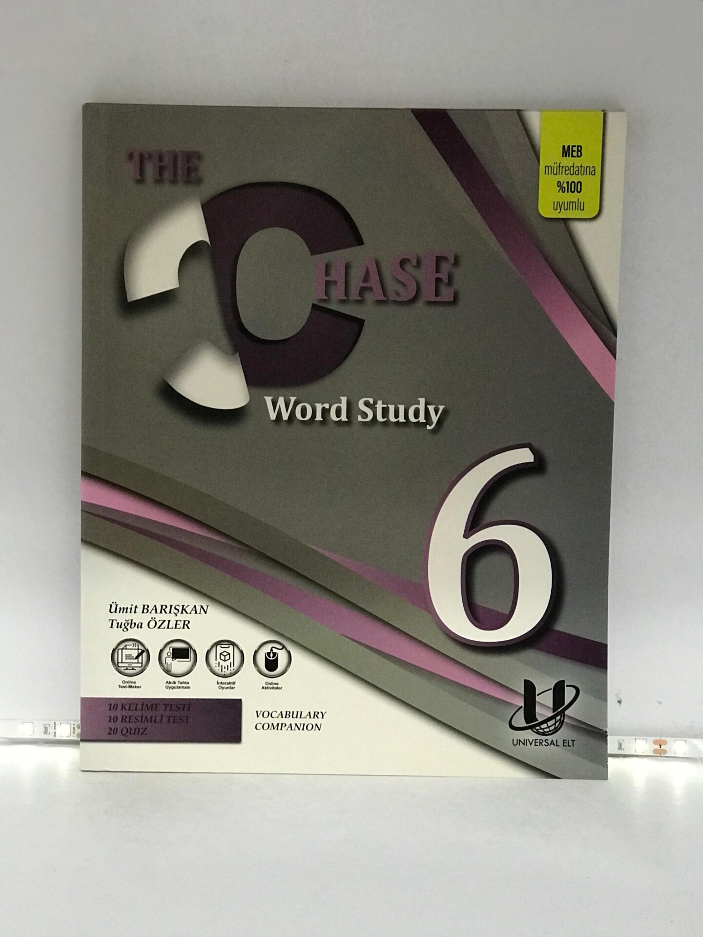 Unıversal Elt The Chase 6 word study